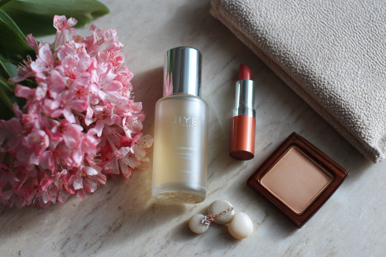 Routine Beauté Naturelle: Must-Have Incontournables pour une Peau Éclatante